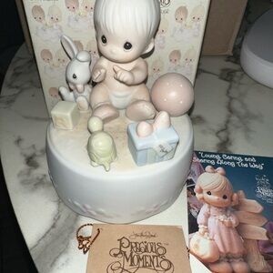 1985 Precious Moments music box Brahms Lullaby
